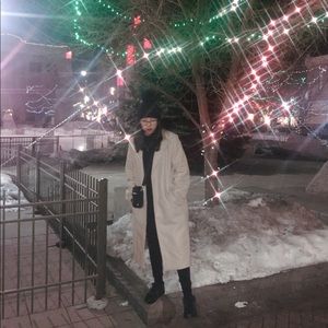 Meet your Posher, Alex